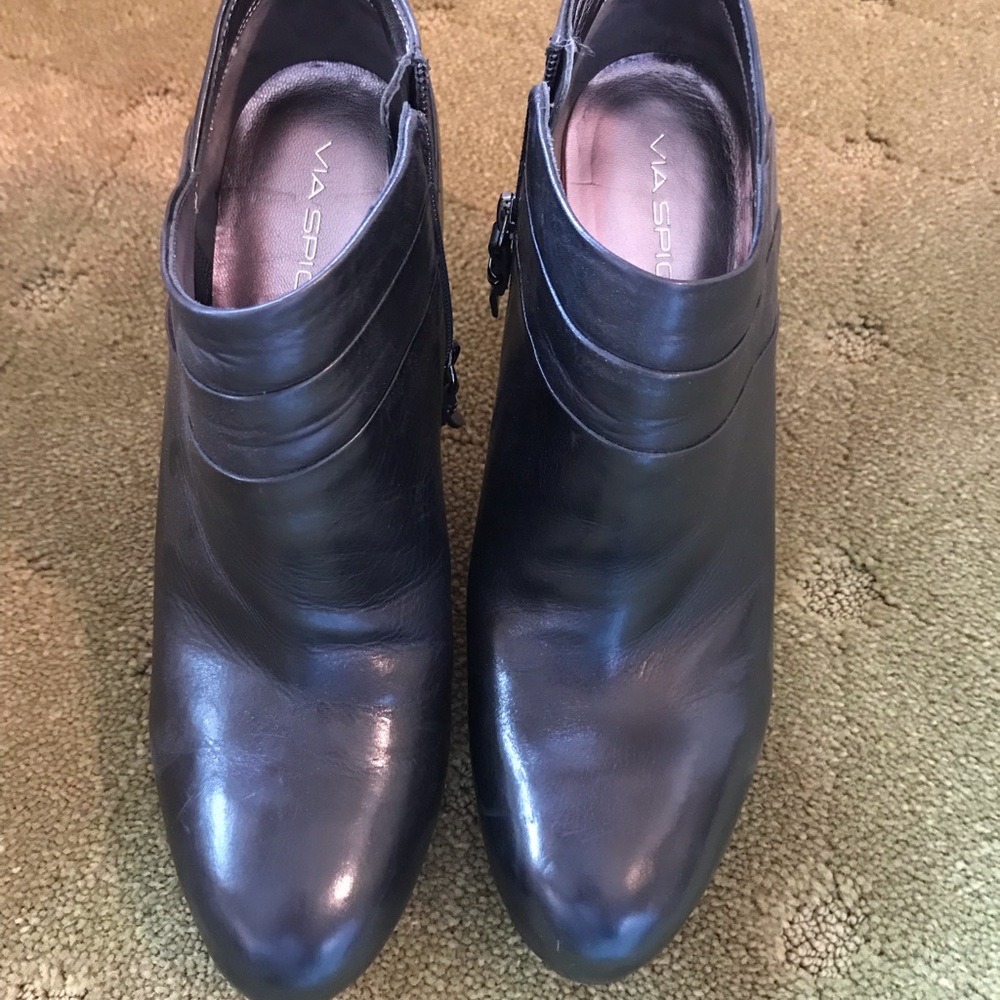 Via Spiga Leather Bootie